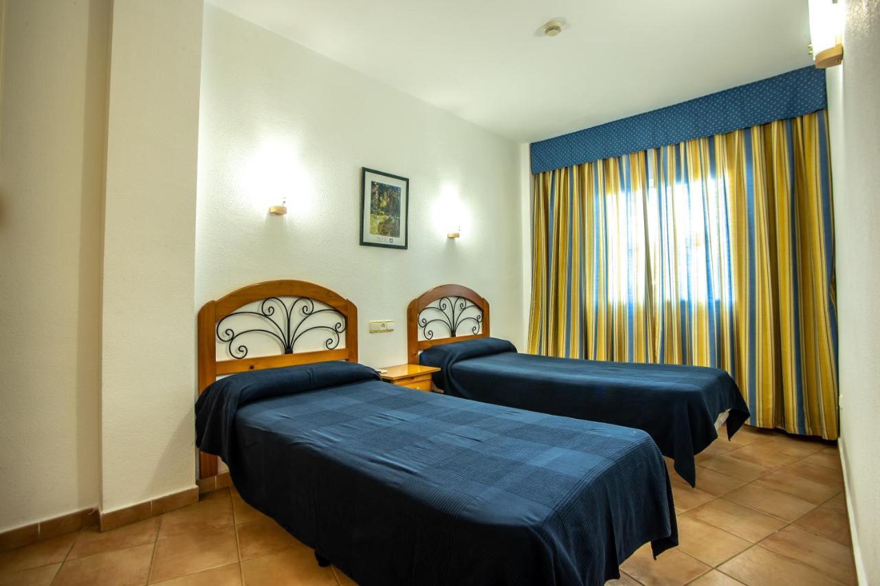 Hotel Apartamentos Mojacar Beach Bagian luar foto